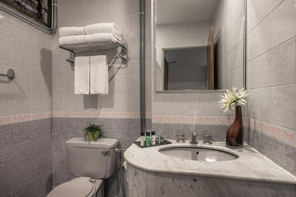 Khách sạn hẻo lánh Far East Plaza Residences By Far East Hospitality